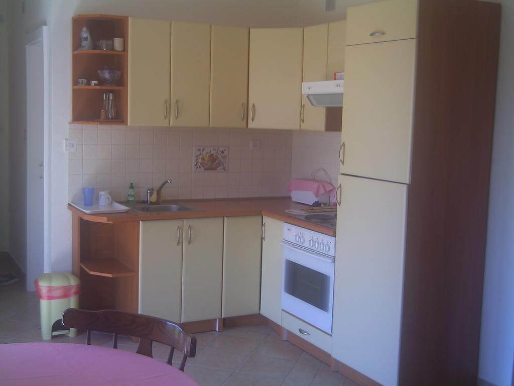 Apartment Jana Stinjan Room photo