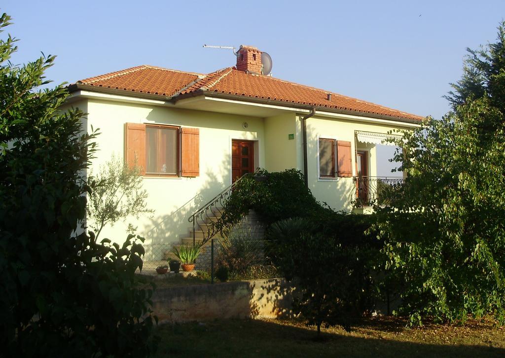 Apartment Jana Stinjan Exterior photo