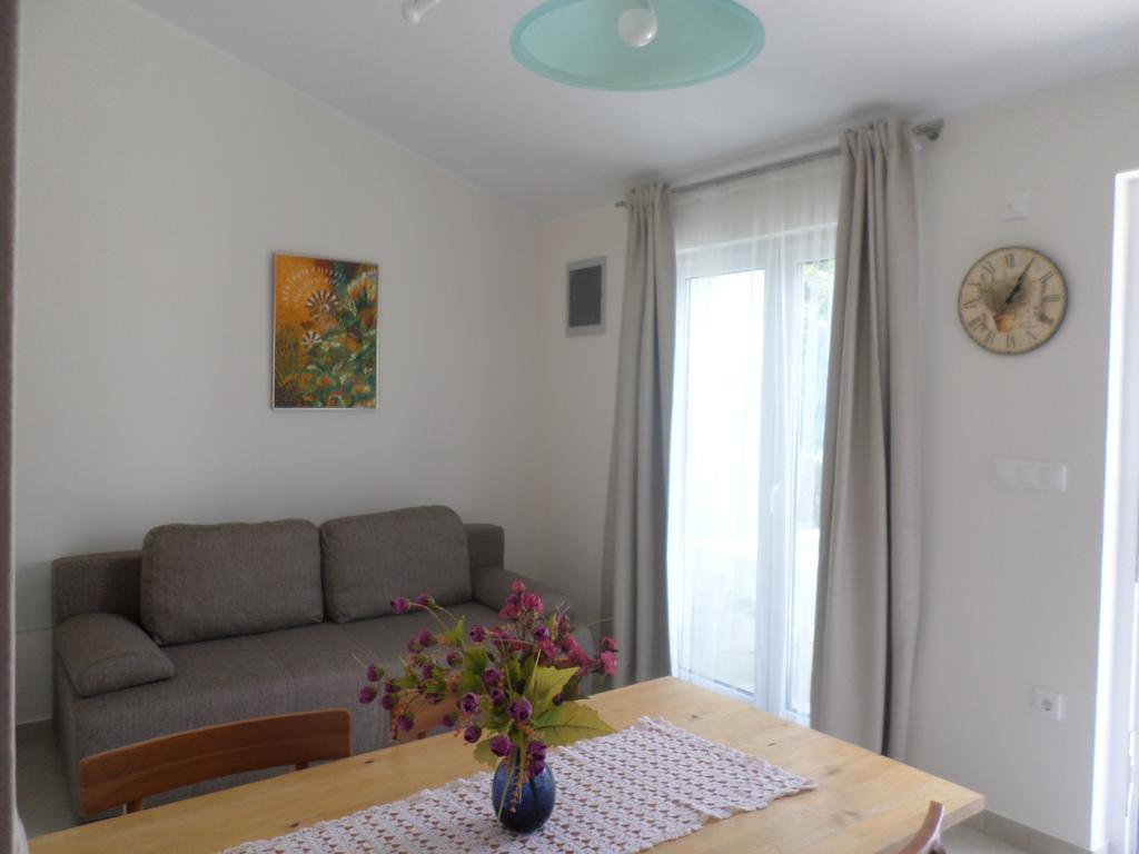 Apartment Jana Stinjan Exterior photo
